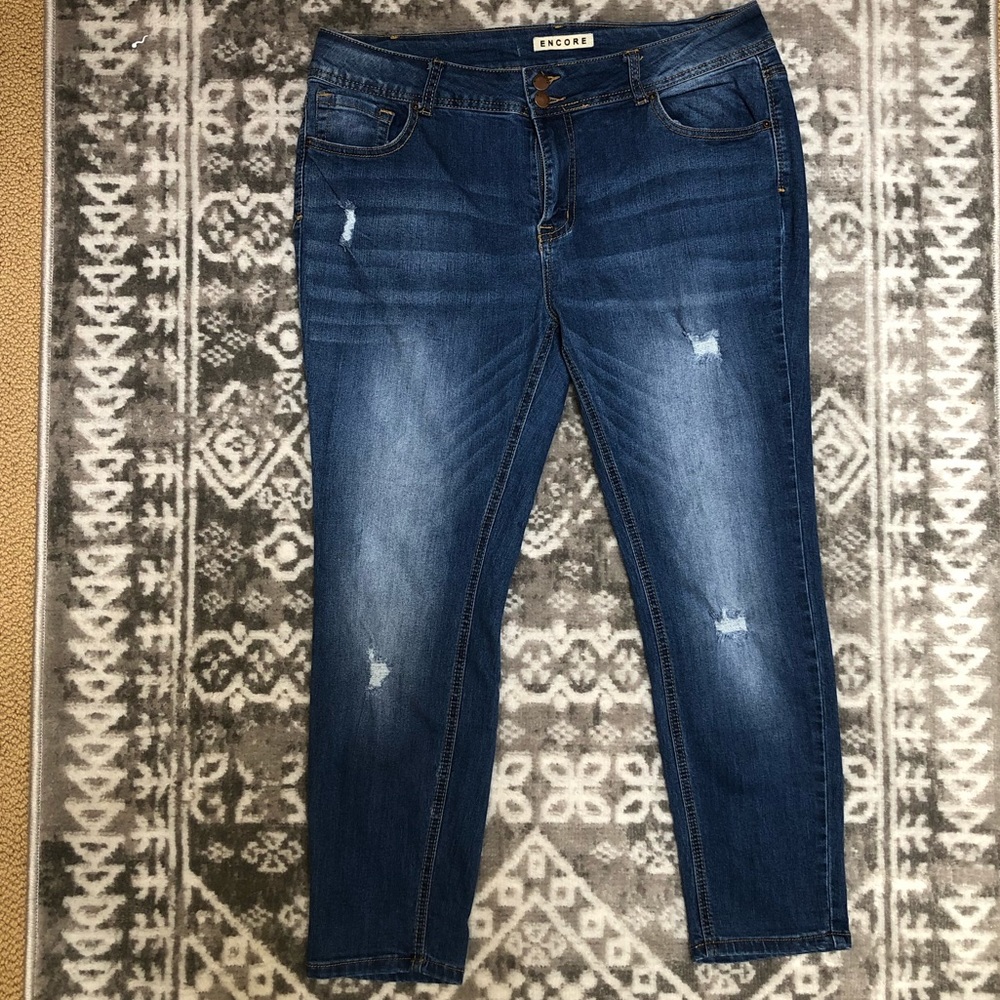 Encore skinny ankle distressed jeans